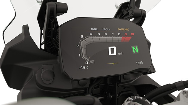 BMW F 800 GS-i TFT-ekraan koos Connectivityga