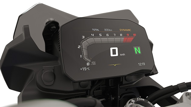 BMW F 800 GS-i TFT-ekraan koos Connectivityga
