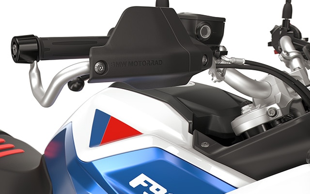 F 900 GS-i metalltugedega Enduro käekaitse GS Trophy mudelil