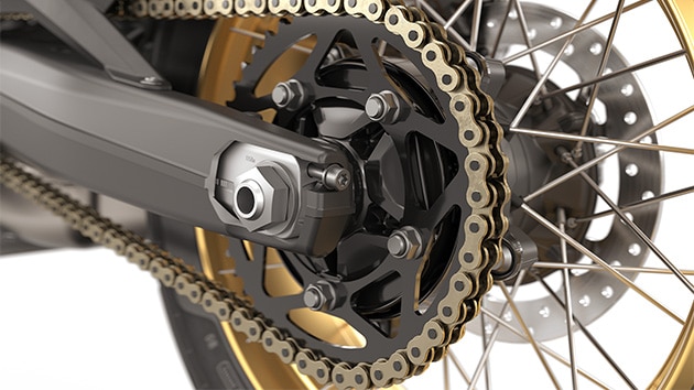 BMW Motorradi F 900 GS koos M Endurance’i ketiga