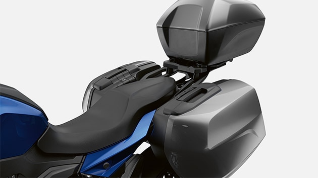 Näeme BMW F 900 XR-i hoiuvõimalusi.