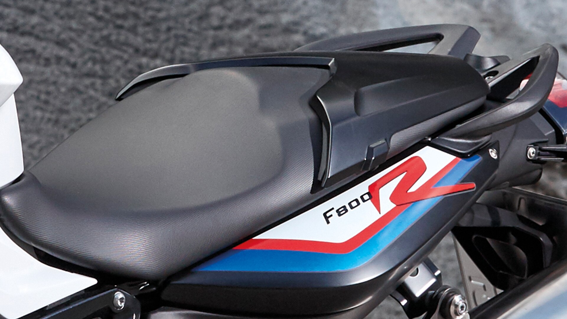 F 800 R-i lai istmevariantide valik