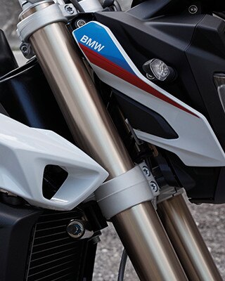 F 800 R-i pöördasendis kahvel