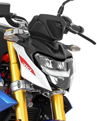 Näeme G 310 R-i põhivarustuses LED-esitulesid ja -suunatulesid.
