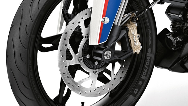 Gold brake calipers.