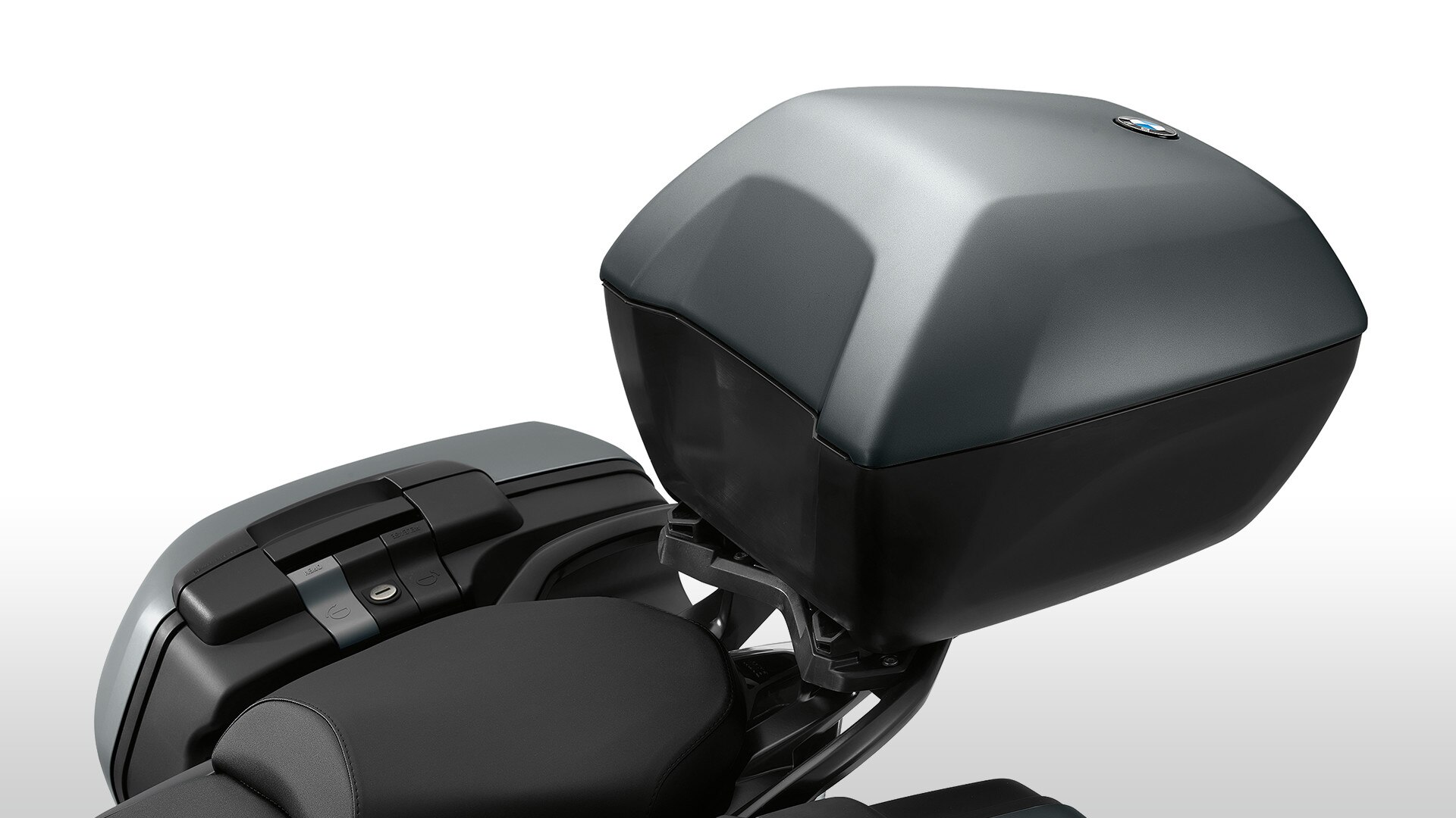 R 1200 RS-i kohver ja pealiskohver