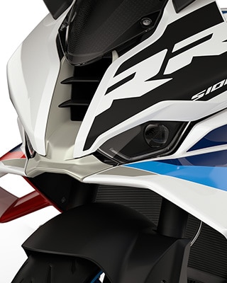 BMW S 1000 RR dünaamiline esivaade ja kõrge tuuleklaas