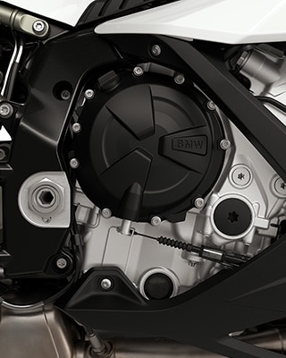 S 1000 RR mootor