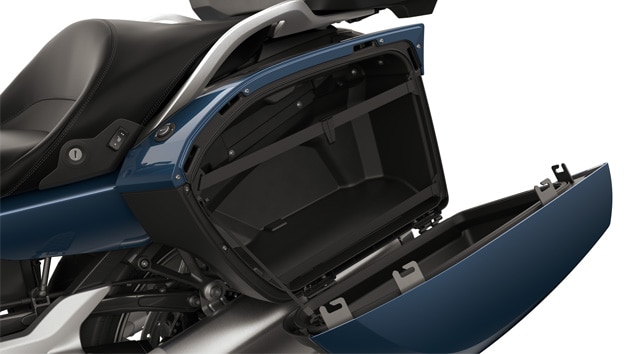 Fookus K 1600 GTL-i avatud külgkottidel.