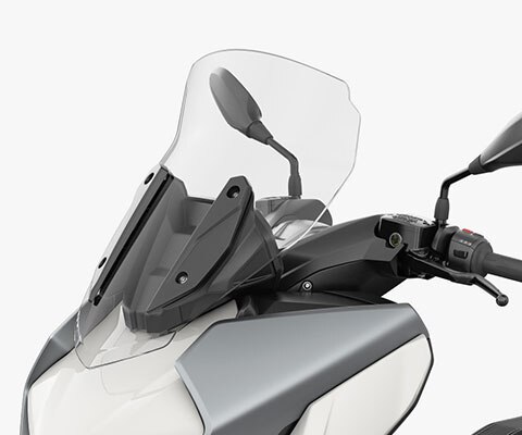 C 400 GT ergonoomika ja tuulekaitse