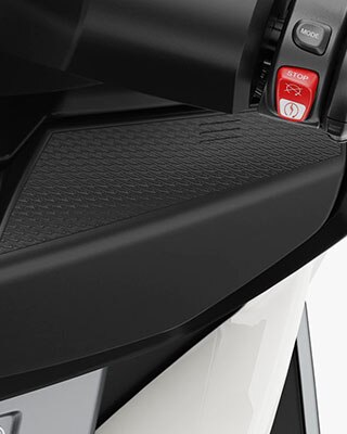 C 400 GT nutitelefoni sahtel