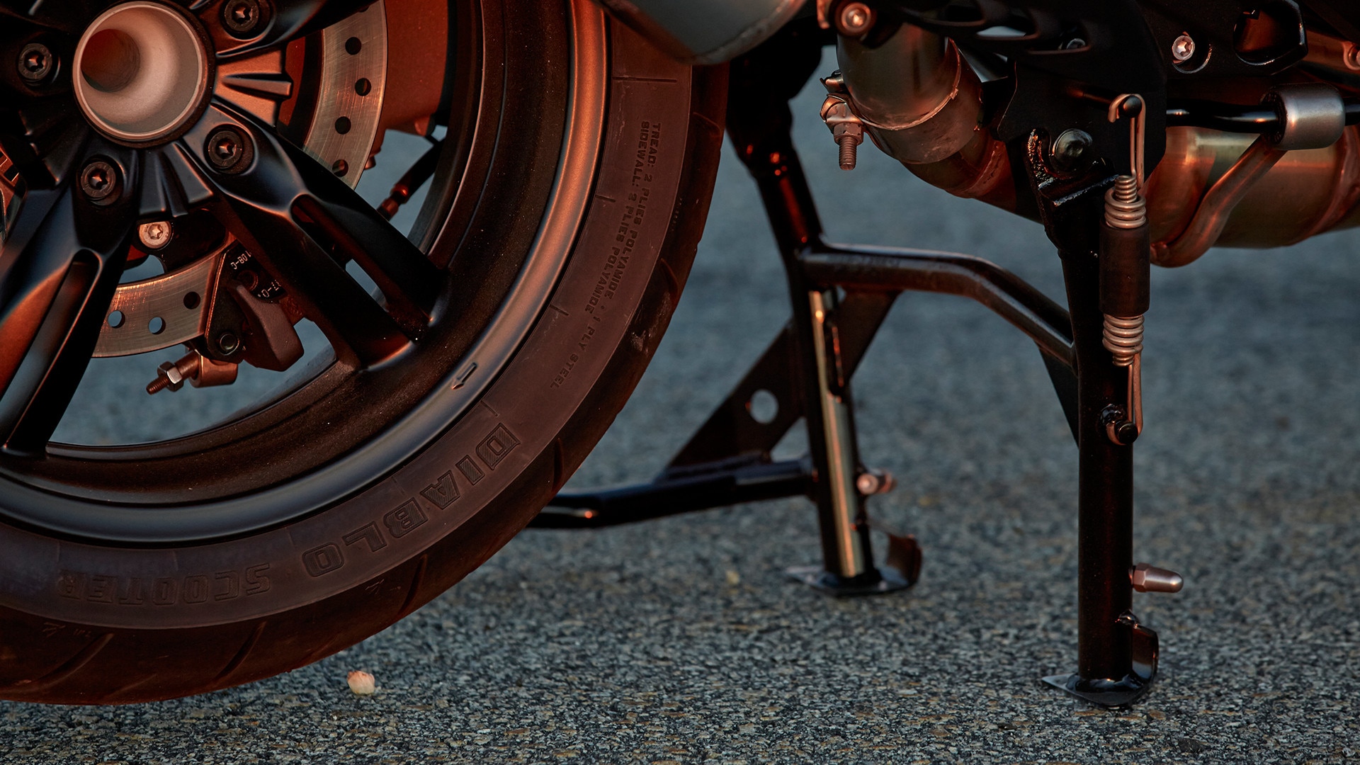 C 650 GT centre stand