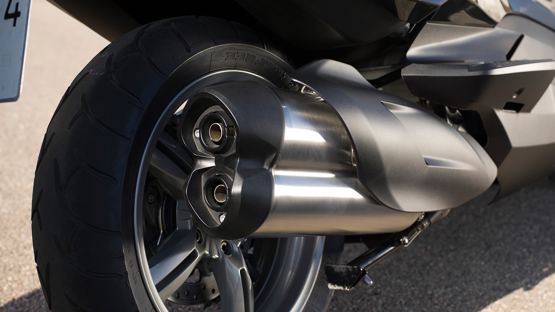 C 650 GT silencer